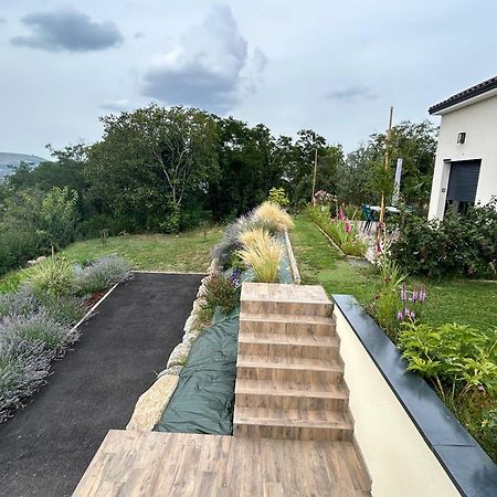Vila L'Alphonsine Veyre-Monton Exteriér fotografie
