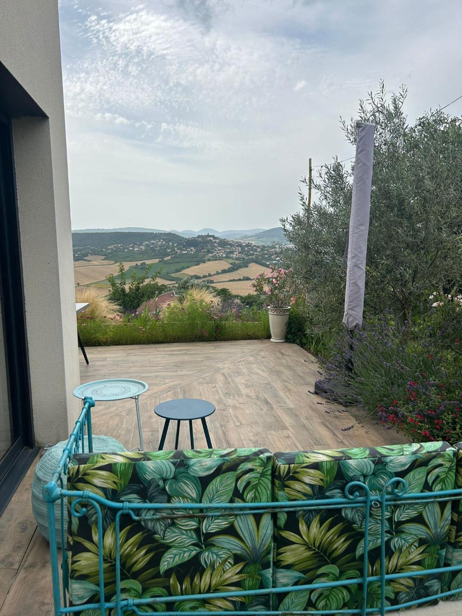 Vila L'Alphonsine Veyre-Monton Exteriér fotografie