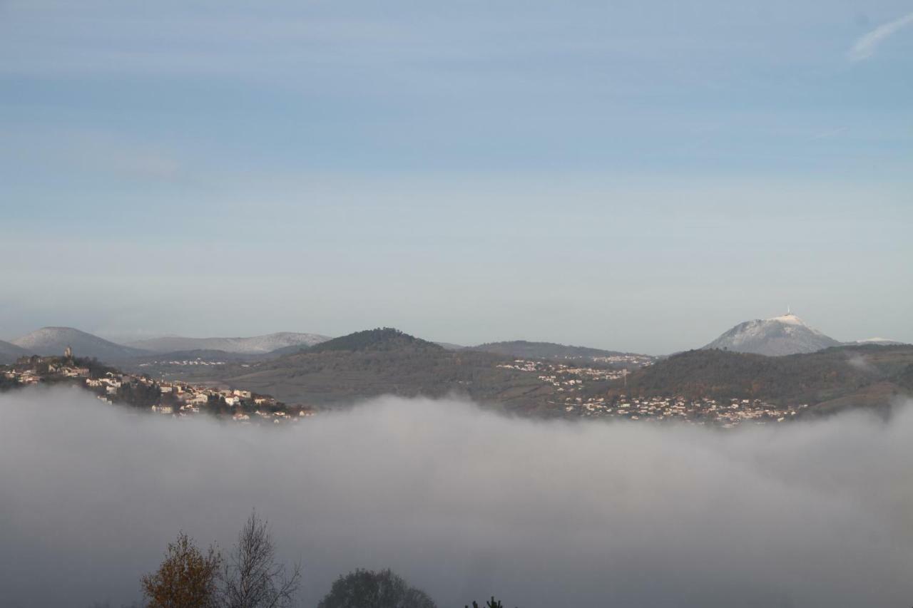 Vila L'Alphonsine Veyre-Monton Exteriér fotografie